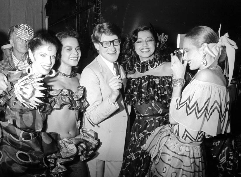 YSL Page 26 1979.10-Mercedes-Tharita-Kirat-Yves-Nicole- Photo Jean-luce Hur&eacute;.jpg